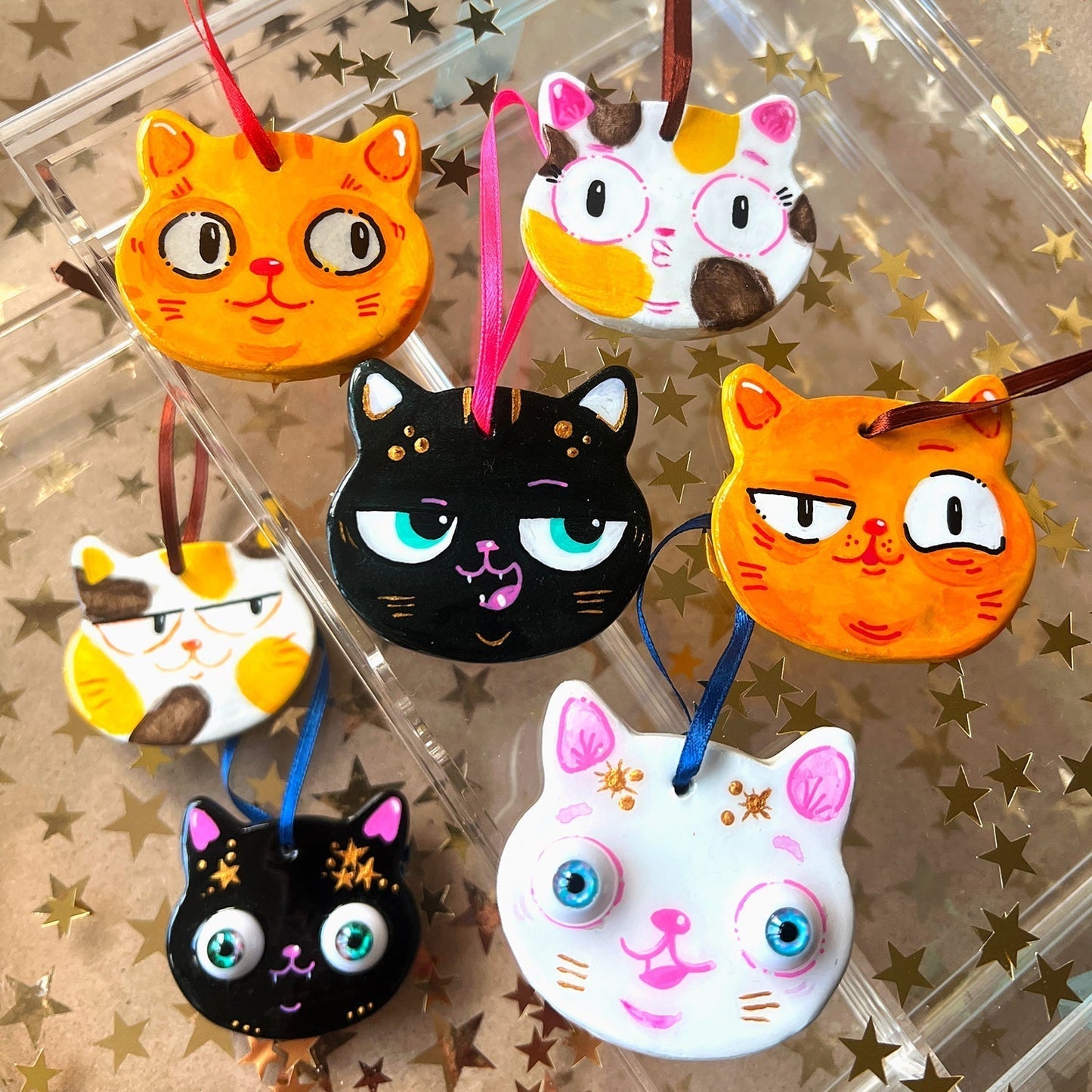 Handmade cat ornament - White cat with big eyes