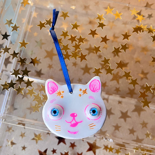 Handmade cat ornament - White cat with big eyes